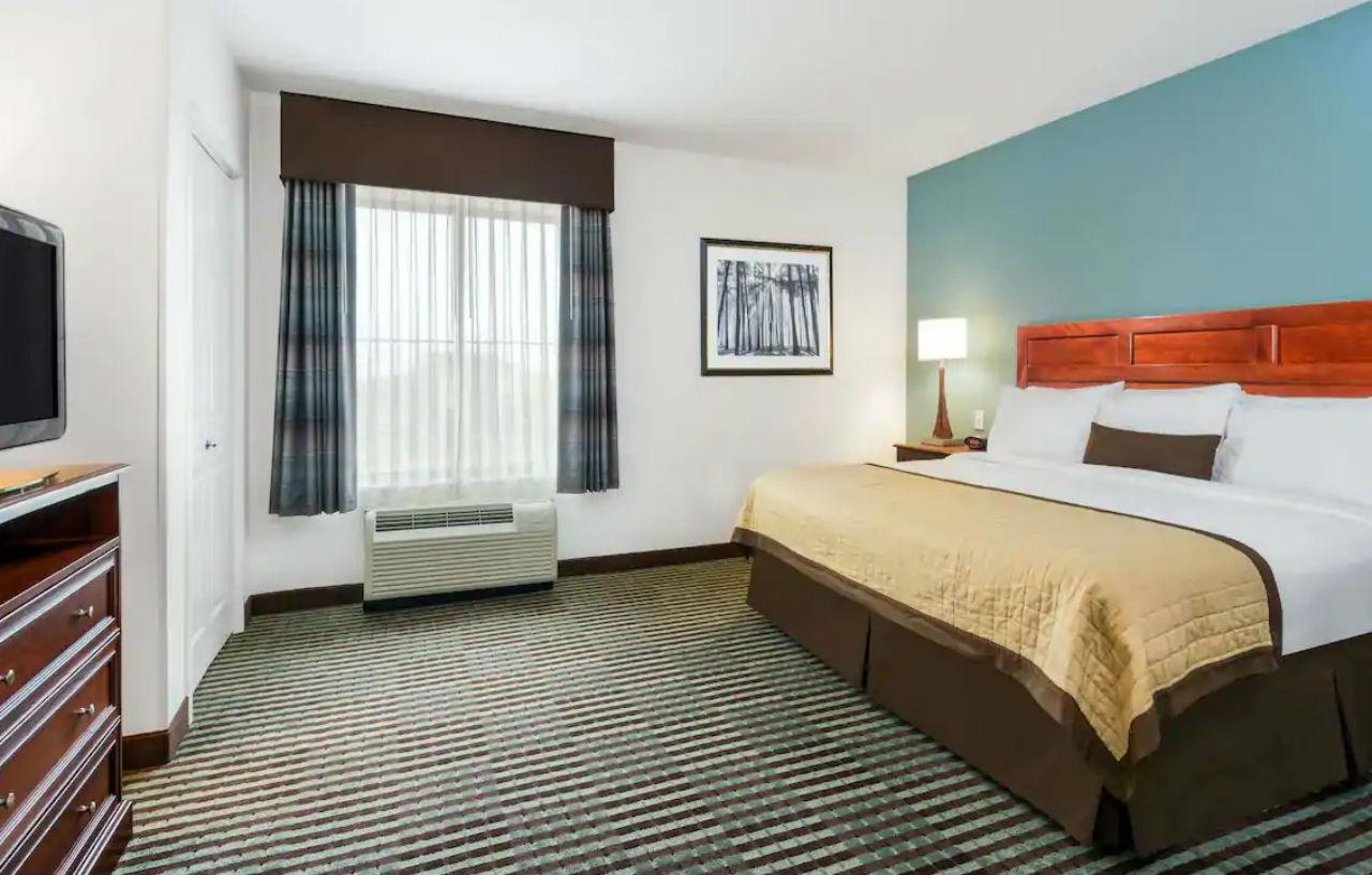 Baymont By Wyndham Denver International Airport מראה חיצוני תמונה