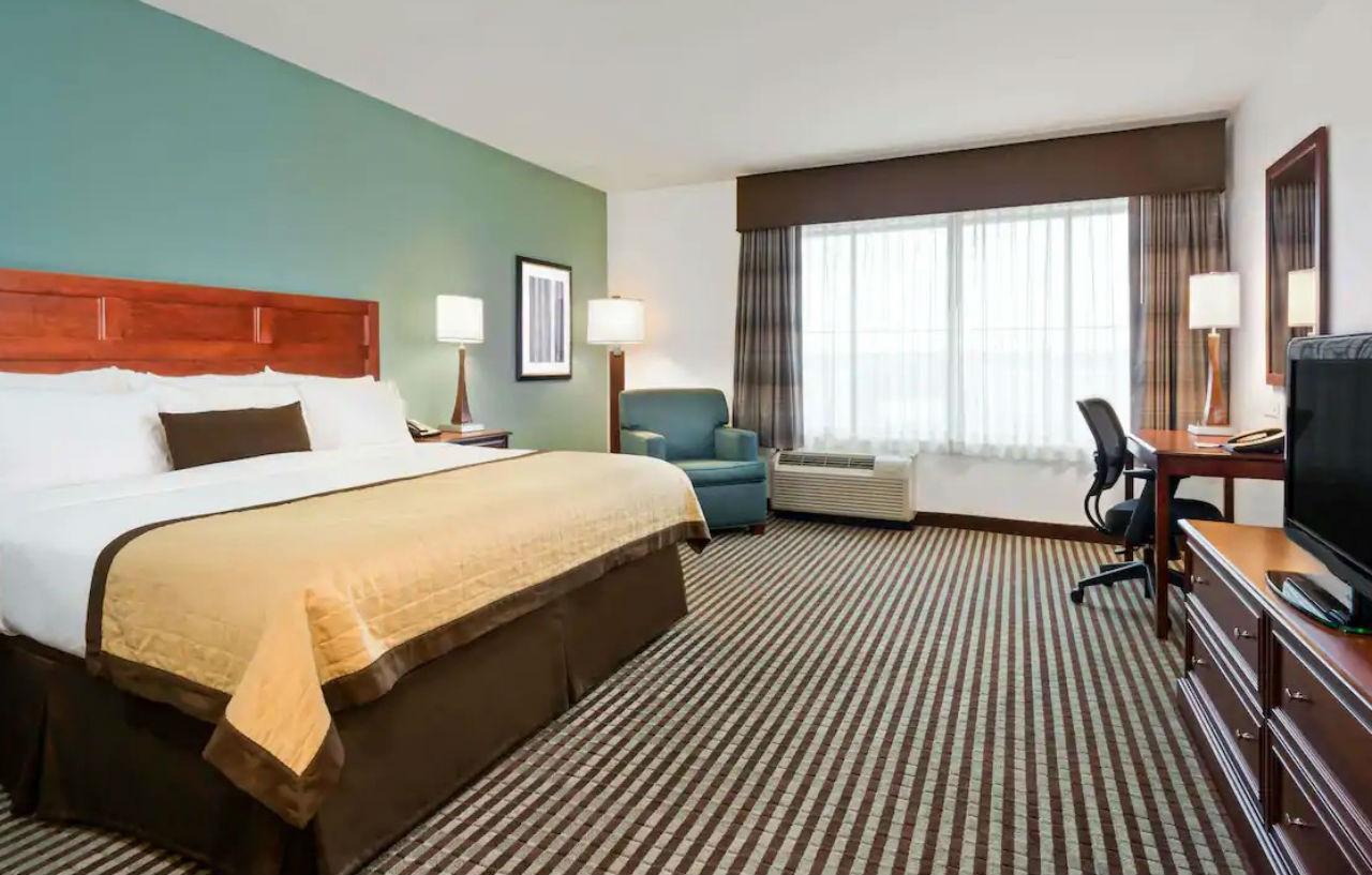 Baymont By Wyndham Denver International Airport מראה חיצוני תמונה