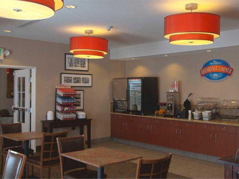 Baymont By Wyndham Denver International Airport מראה חיצוני תמונה